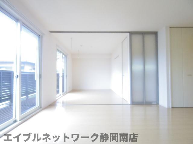 居室・リビング　ゆったり過ごせるリビングです