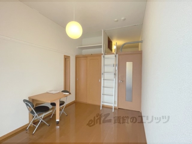 居室・リビング　洋室