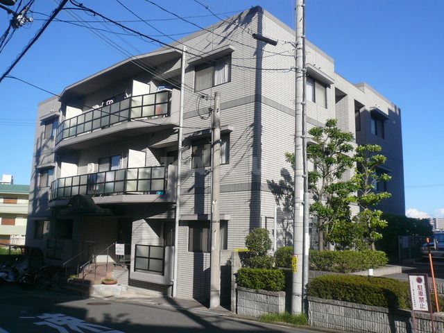 豊中市春日町のマンションの建物外観