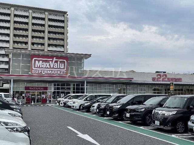 【豊中市春日町のマンションのスーパー】