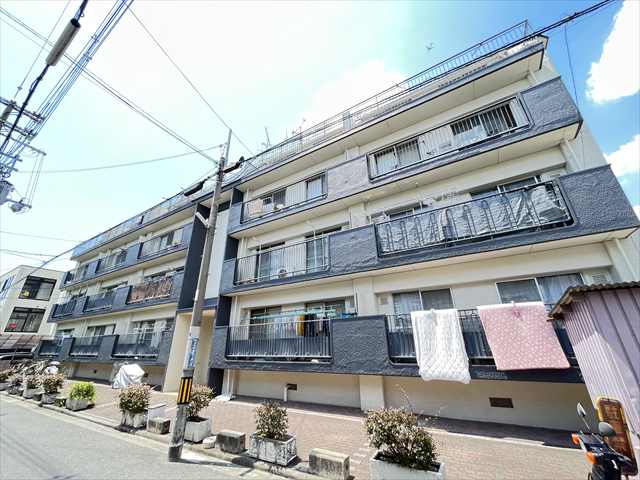 建物外観　■ペット相談可■駅が近く便利な立地■南向き