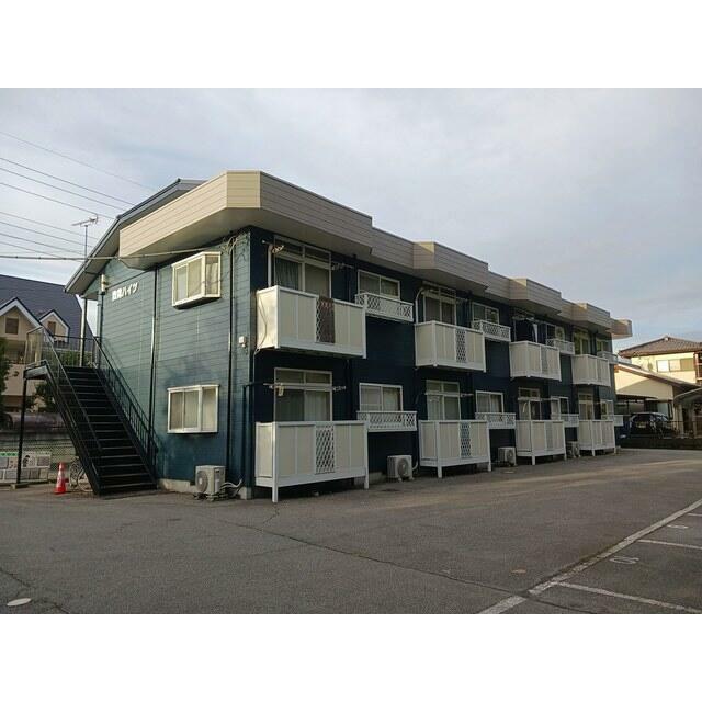 数間ハイツの建物外観