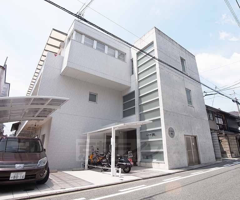 京都市中京区松竹町のマンションの建物外観