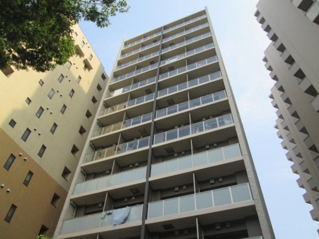 世田谷区松原のマンションの建物外観