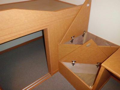 収納　とにかく収納多いです。