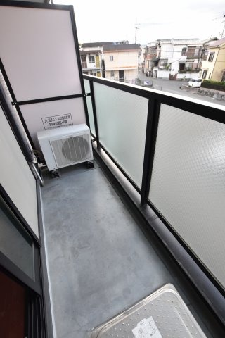 【堺市南区高倉台のマンションのバルコニー】