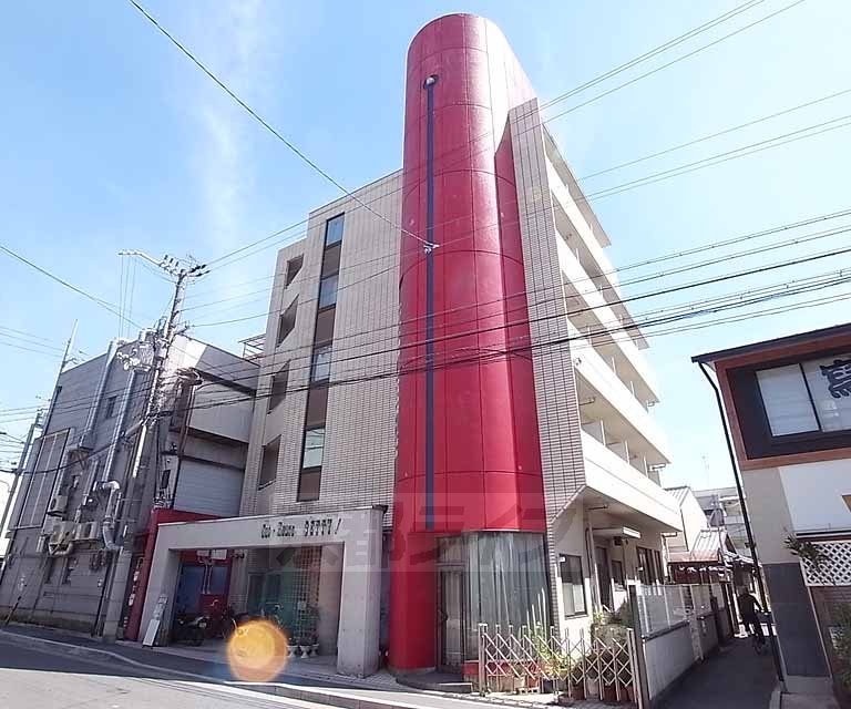 京都市左京区田中門前町のマンションの建物外観