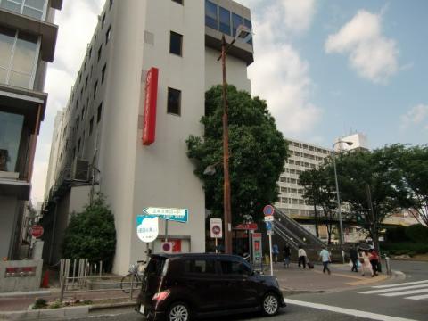 アサヒコーポ茨木　三菱東京UFJ銀行茨木西支店（その他　370m）