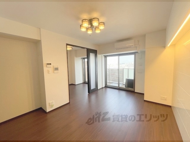 居室・リビング　リビング