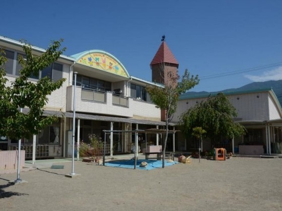 幼稚園・保育園　坂城町立坂城保育園（幼稚園・保育園）まで1700m