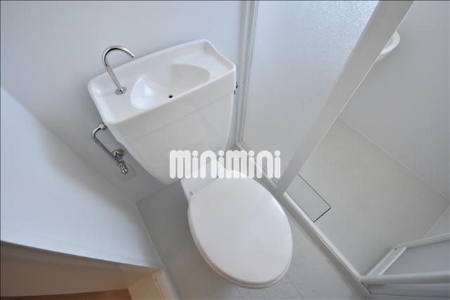 トイレ　お風呂とシャワールームが別です。