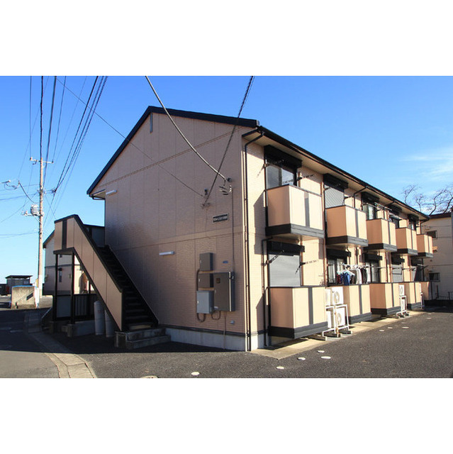 建物外観　２階はロフト付き