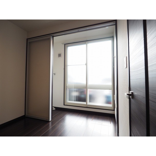 バルコニー　サンルーム付き