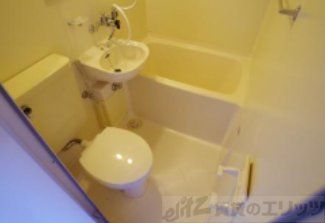 バス・シャワールーム　洗面