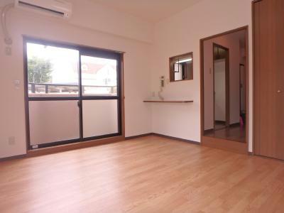 居室・リビング　洋室　103