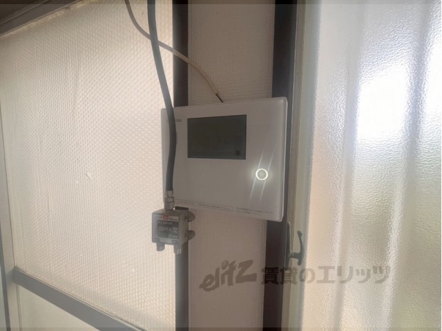 その他設備　給湯器リモコン