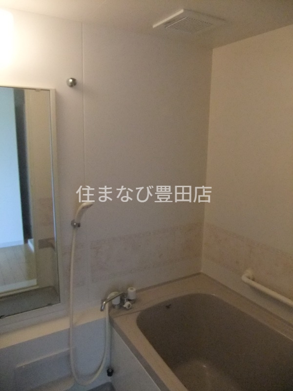 バス・シャワールーム　同型タイプ