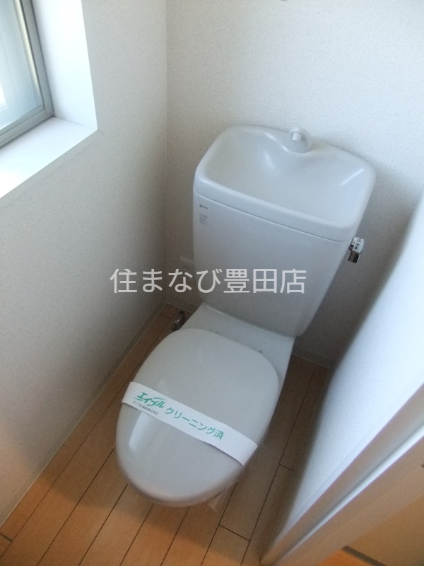 トイレ　同型タイプ