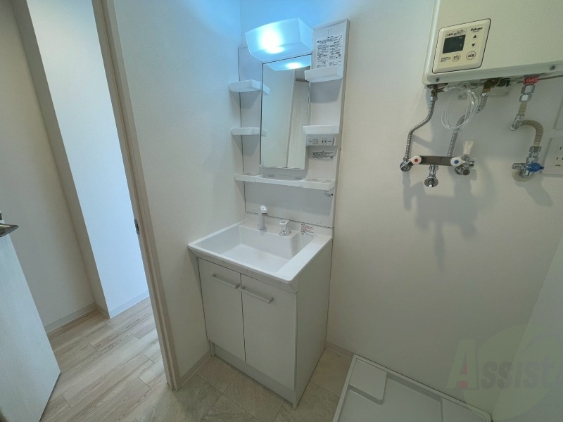 洗面設備　シャンプードレッサーで身支度もラクラクです！