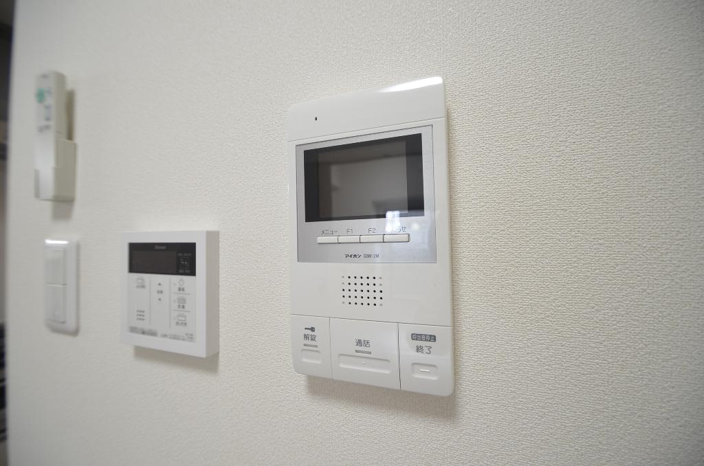セキュリティ　カメラ付インターホン