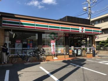 コンビニ　セブンイレブン 豊島南長崎6丁目店（コンビニ）まで191m