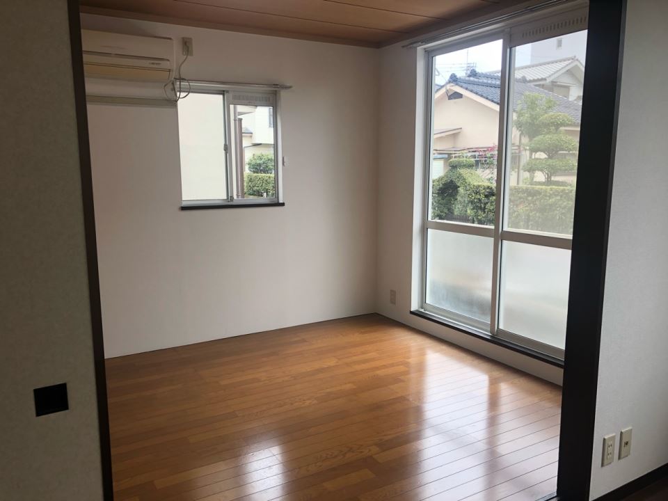 その他部屋・スペース　洋室のお部屋で家具の配置がしやすいです