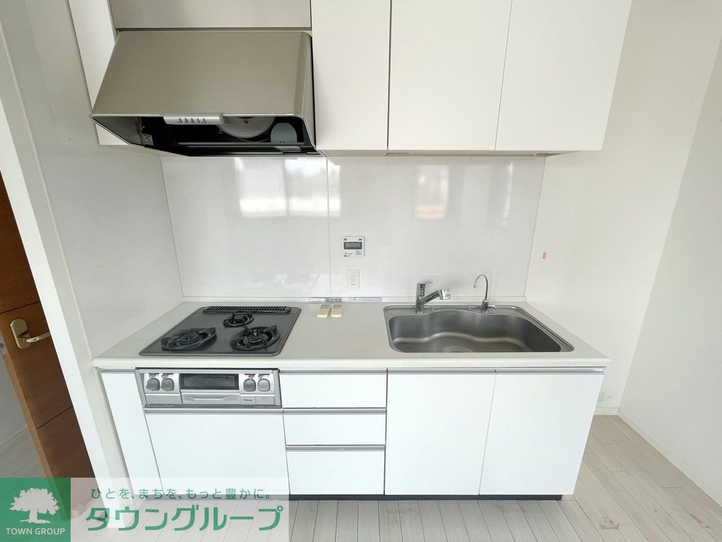 キッチン　※同タイプ部屋写真参考※