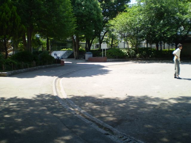 公園　上り屋敷公園（公園）まで340m