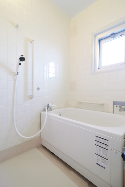 バス・シャワールーム　浴室