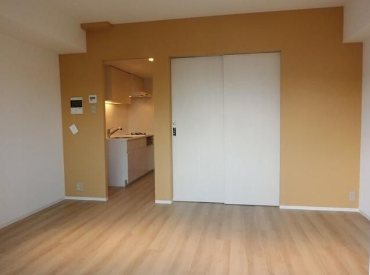 居室・リビング　別部屋参考写真