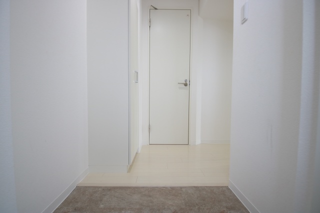玄関　※別室の参考写真の為、現況優先です。