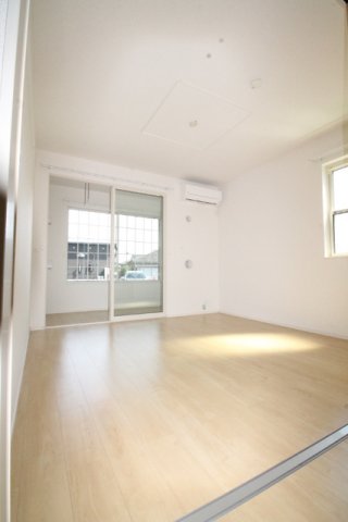 居室・リビング　ゆったりとした居間です