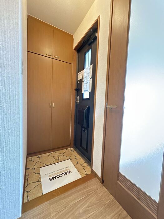玄関　シンプルで使いやすい玄関です