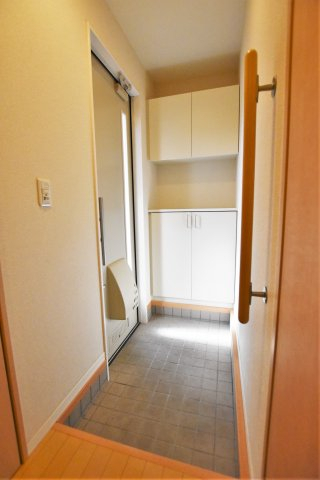 玄関　別号室の画像です。ご参考下さい