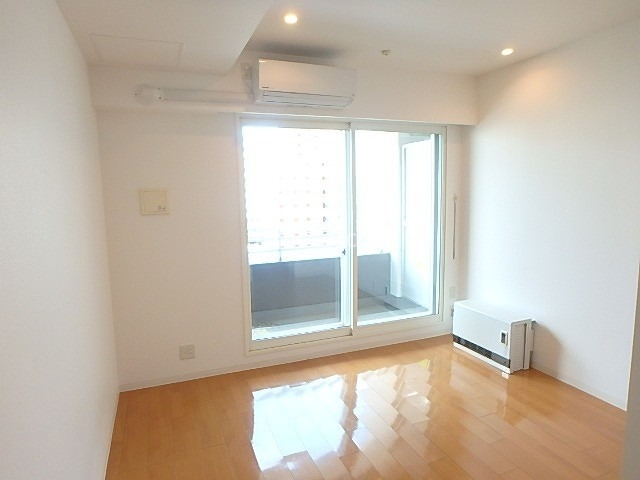 居室・リビング　同号室タイプ写真