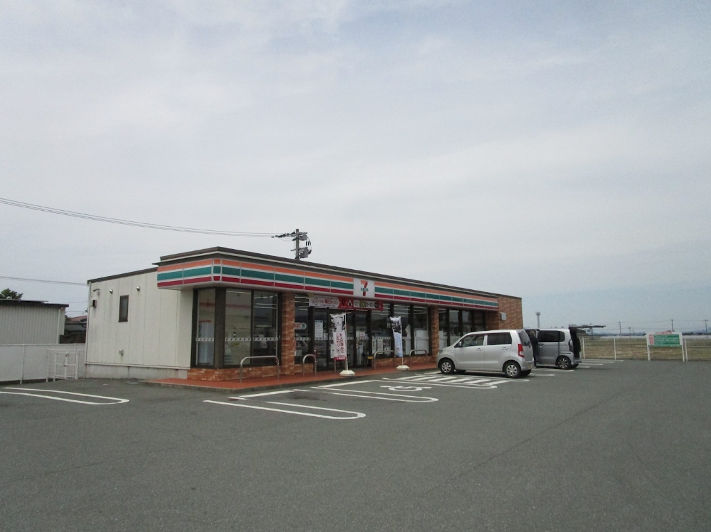 コンビニ　セブンイレブン 菊池西寺店（コンビニ）まで349m