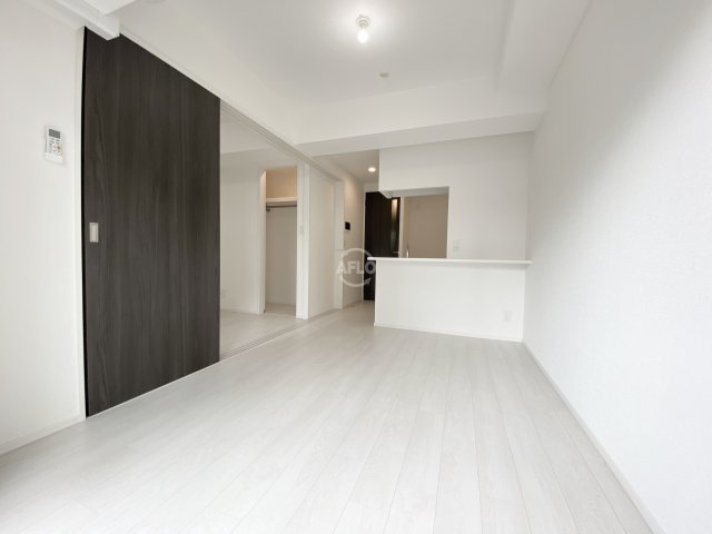 居室・リビング　レオンコンフォート難波クレア　リビング