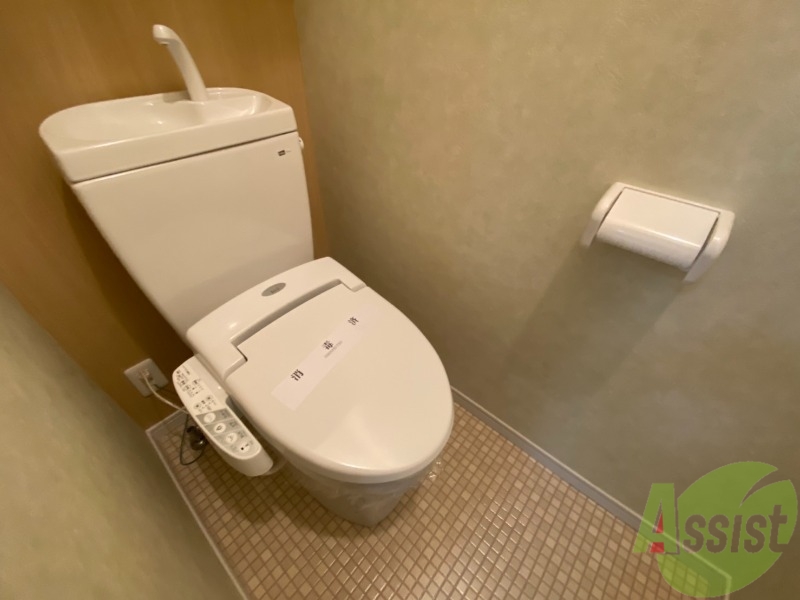 トイレ　トイレはウォシュレット機能付き。シャワートイレは日本の宝。