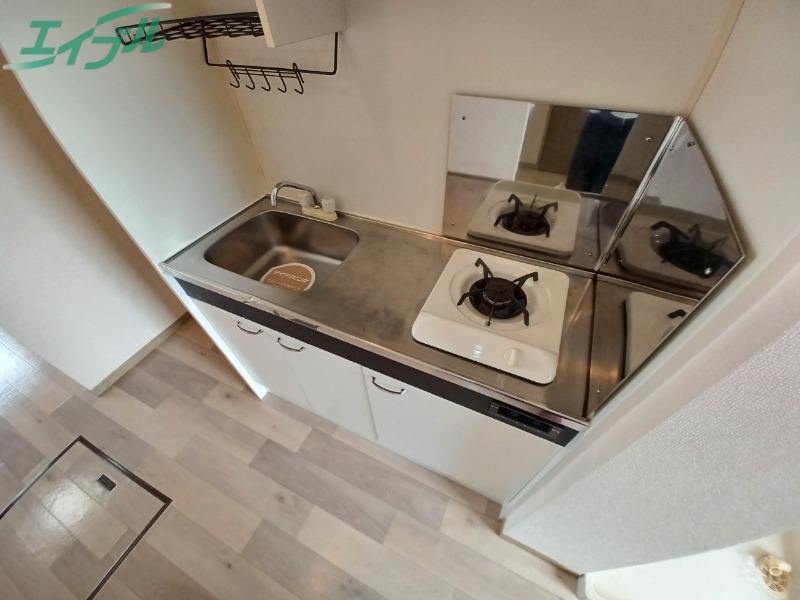 キッチン　同型反転参考写真