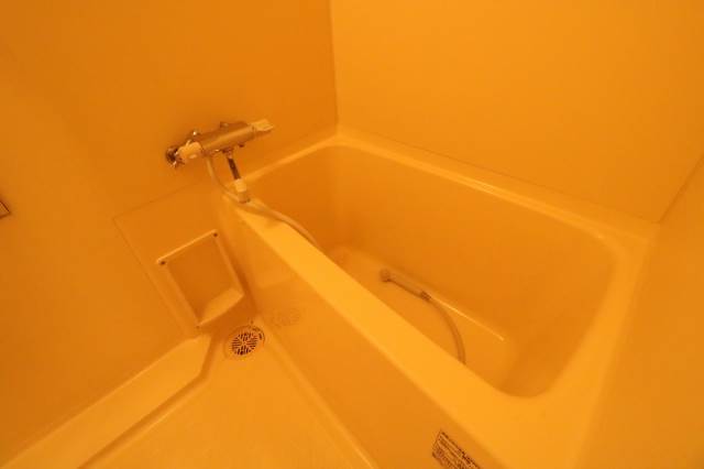 バス・シャワールーム　綺麗な浴室です♪