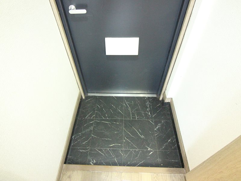 玄関　別号室イメージ