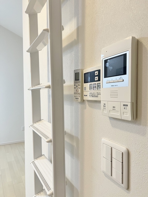 セキュリティ　ＴＶモニターホン付オートロック・給湯スイッチ