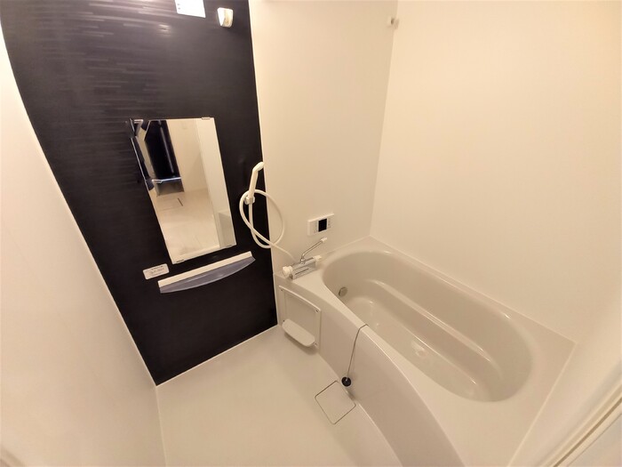 バス・シャワールーム　※反転タイプのお写真です