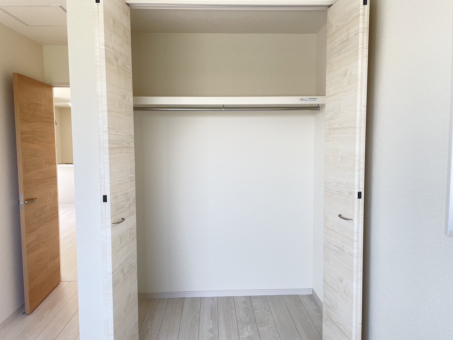 収納　別部屋の写真です（参考までに）