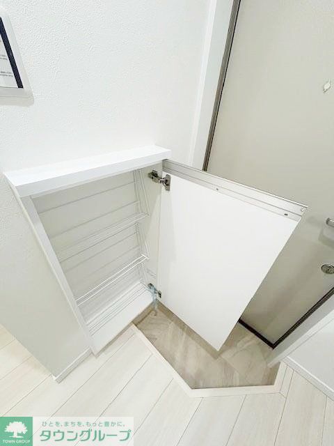 玄関　バルコニー