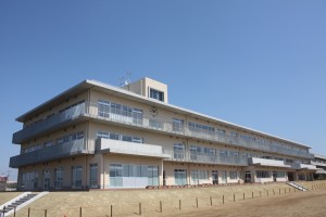 中学校　神栖市立神栖第三中学校（中学校）まで420m