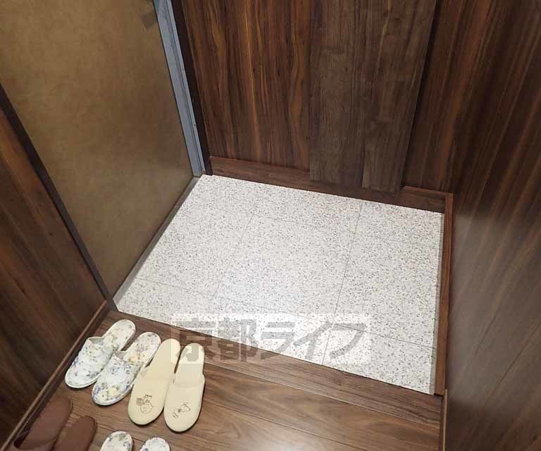 玄関　すっきりとした玄関です。