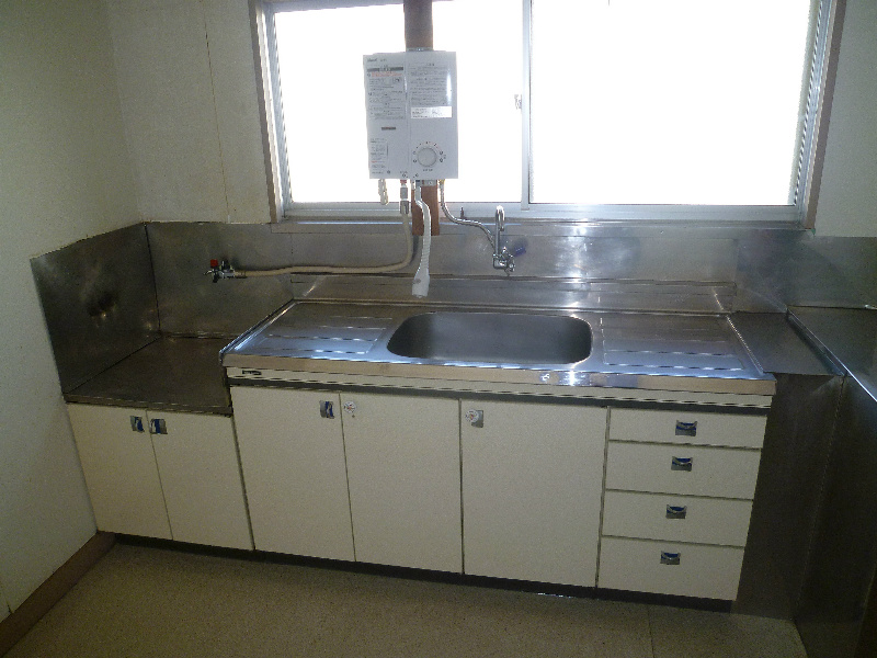 キッチン　写真は類似