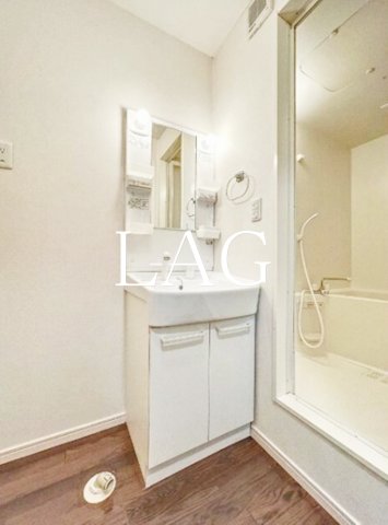 洗面設備　洗面台です。