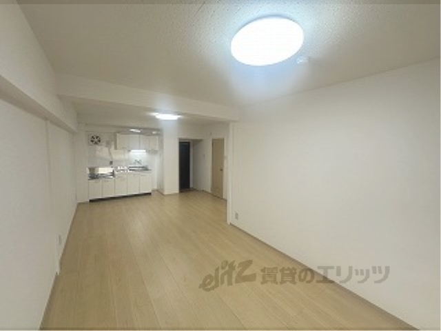 居室・リビング　洋室